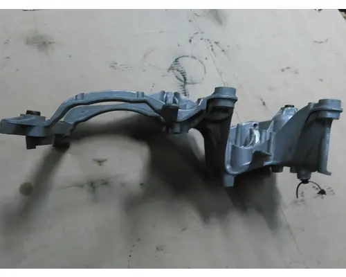 DETROIT DD13 ENGINE BRACKET