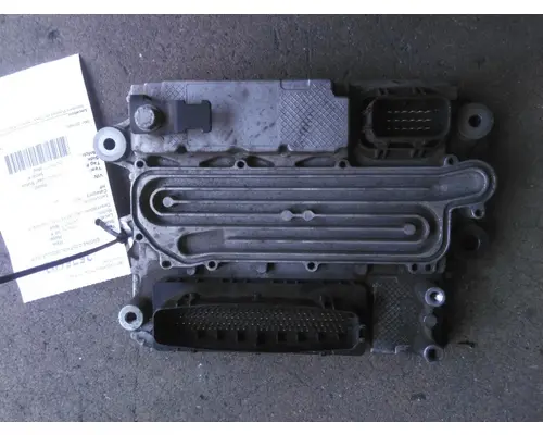 DETROIT DD13 ENGINE CONTROL MODULE (ECM)