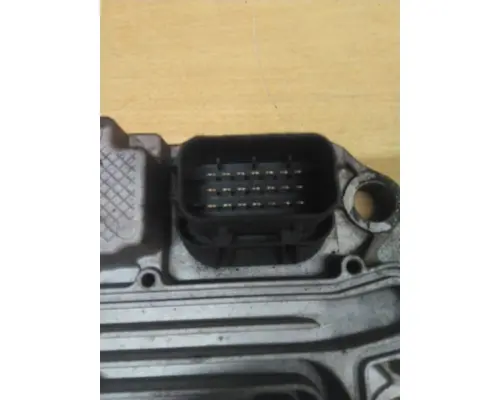 DETROIT DD13 ENGINE CONTROL MODULE (ECM)