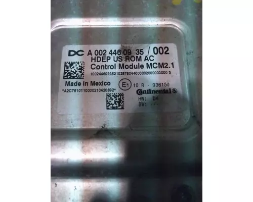 DETROIT DD13 ENGINE CONTROL MODULE (ECM)