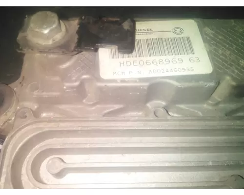 DETROIT DD13 ENGINE CONTROL MODULE (ECM)