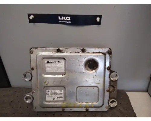 DETROIT DD13 ENGINE CONTROL MODULE (ECM)