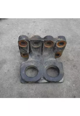 DETROIT DD13 ENGINE MOUNTS, ENGINE (REAR)