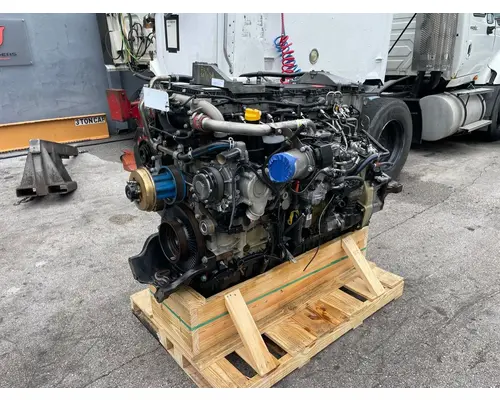 DETROIT DD13 Engine Assembly