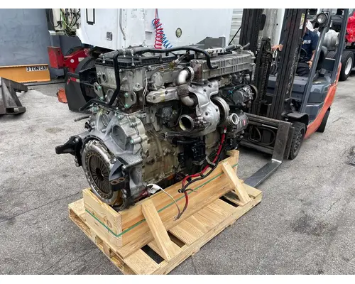 DETROIT DD13 Engine Assembly