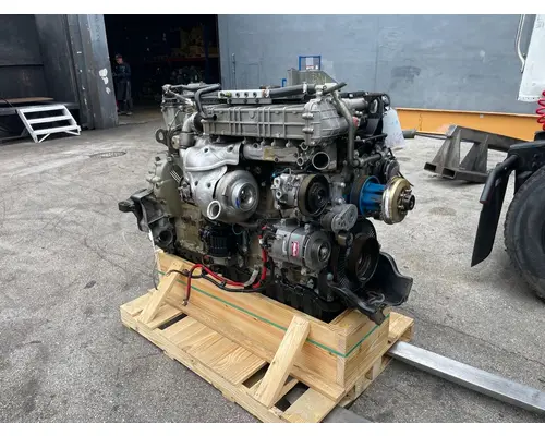 DETROIT DD13 Engine Assembly