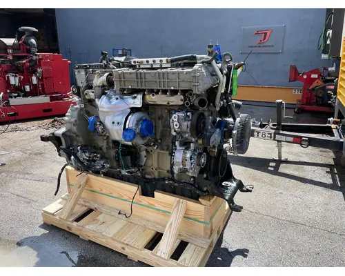 DETROIT DD13 Engine Assembly