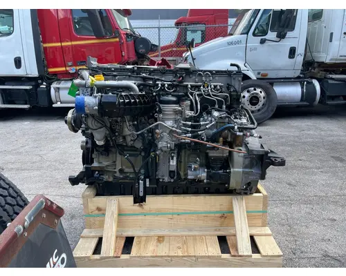 DETROIT DD13 Engine Assembly
