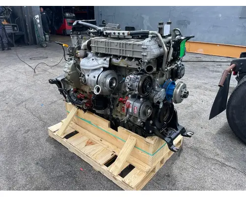 DETROIT DD13 Engine Assembly