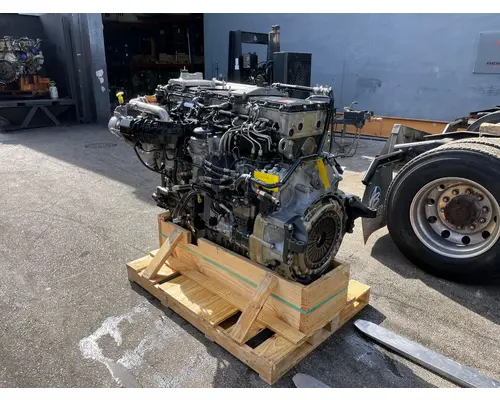 DETROIT DD13 Engine Assembly