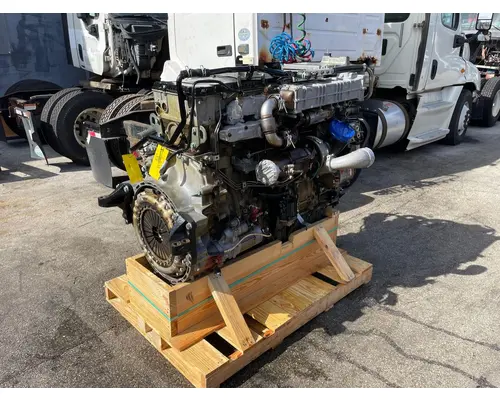 DETROIT DD13 Engine Assembly