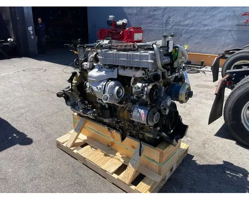 DETROIT DD13 Engine Assembly