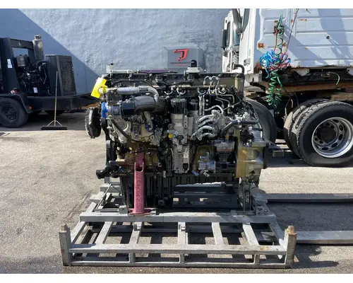 DETROIT DD13 Engine Assembly