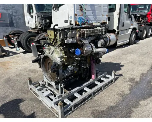 DETROIT DD13 Engine Assembly