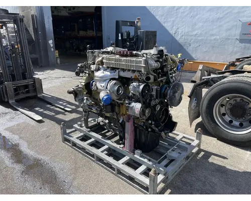 DETROIT DD13 Engine Assembly