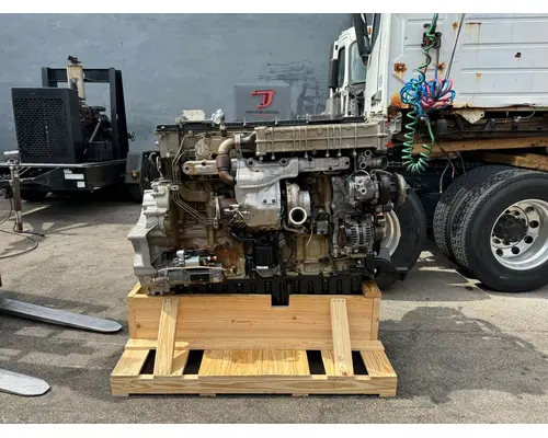DETROIT DD13 Engine Assembly