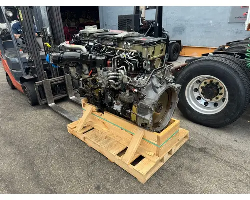 DETROIT DD13 Engine Assembly
