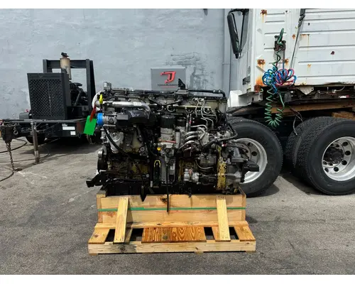 DETROIT DD13 Engine Assembly