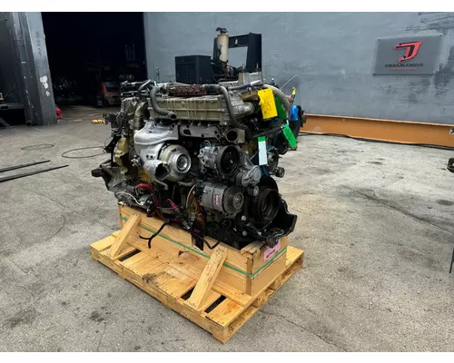 DETROIT DD13 Engine Assembly