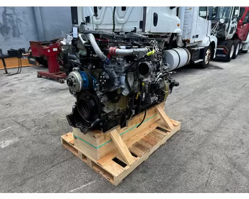 DETROIT DD13 Engine Assembly