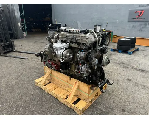 DETROIT DD13 Engine Assembly