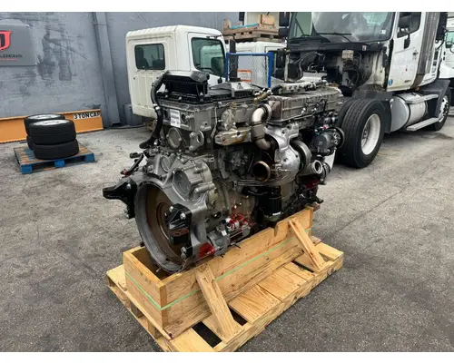 DETROIT DD13 Engine Assembly
