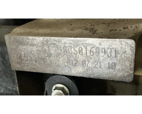 DETROIT DD13 Engine Assembly