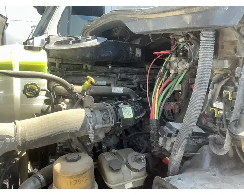 DETROIT DD13 Engine Assembly