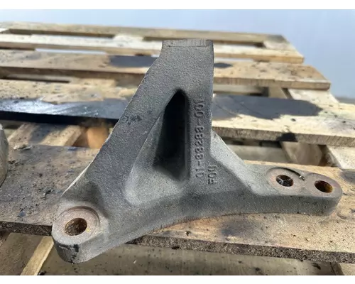 DETROIT DD13 Engine Mounts