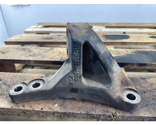 DETROIT DD13 Engine Mounts