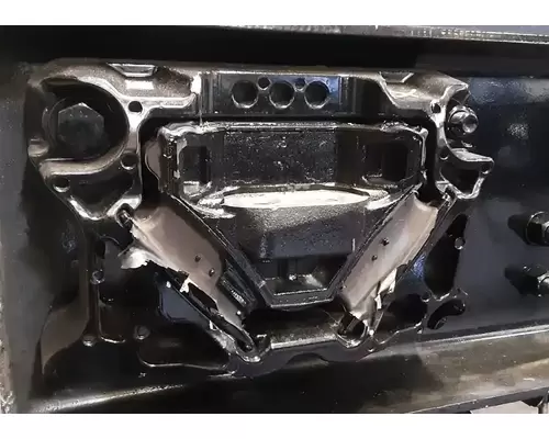 DETROIT DD13 Engine Mounts