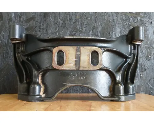 DETROIT DD13 Engine Mounts
