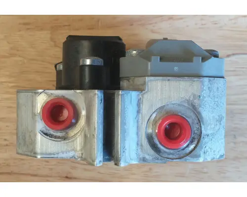 DETROIT DD13 Engine Parts, Misc.