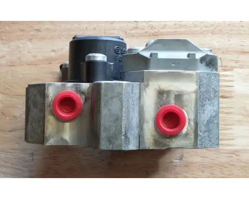 DETROIT DD13 Engine Parts, Misc.