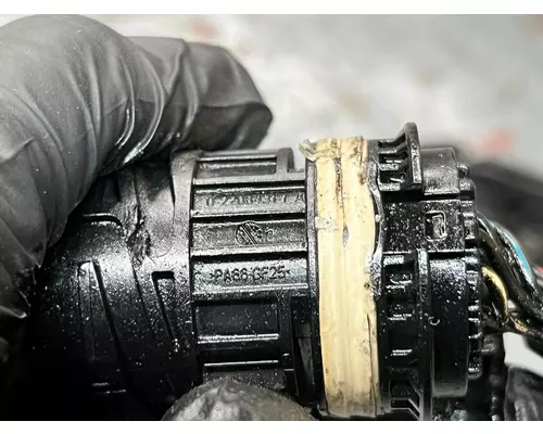 DETROIT DD13 Fuel Injector
