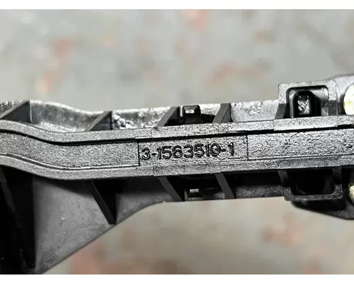 DETROIT DD13 Fuel Injector