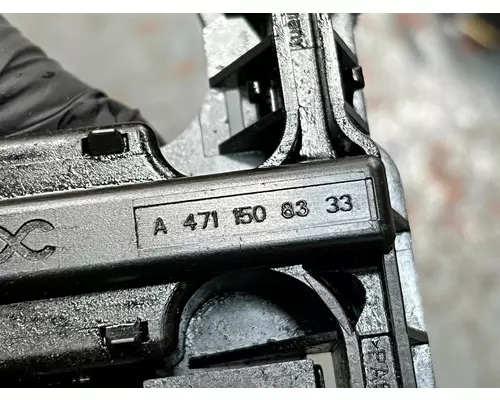 DETROIT DD13 Fuel Injector