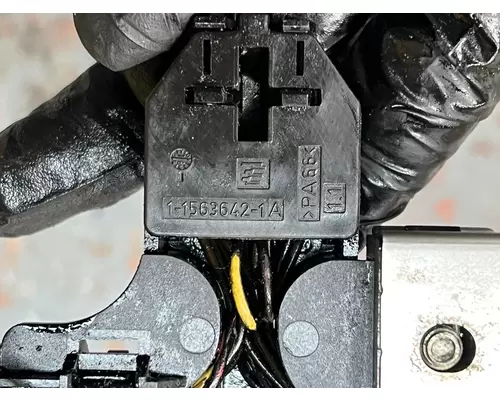 DETROIT DD13 Fuel Injector