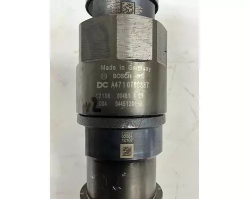 DETROIT DD13 Fuel Injector