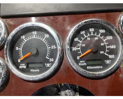 DETROIT DD13 Instrument Cluster
