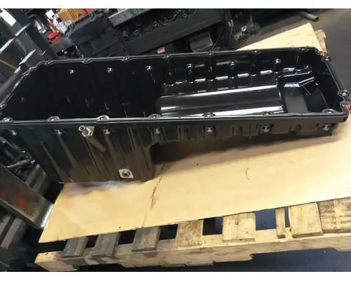 DETROIT DD13 OIL PAN