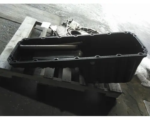 DETROIT DD13 OIL PAN