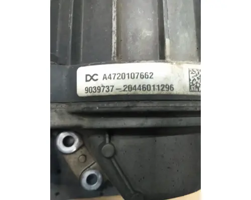 DETROIT DD15 (472910) CRANKCASE BREATHER BOX