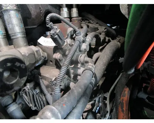 DETROIT DD15_0445020138 Fuel Pump