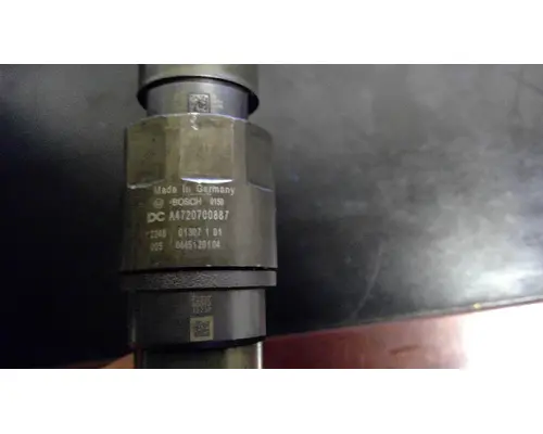 DETROIT DD15_4720700887 Fuel Injector
