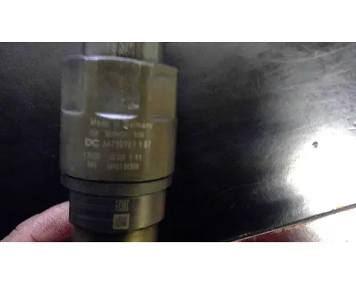 DETROIT DD15_4720701187 Fuel Injector