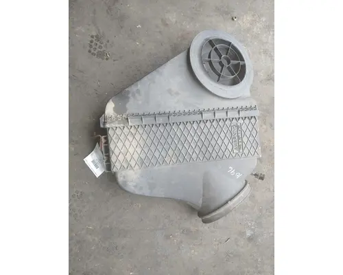 DETROIT DD15 Air Cleaner