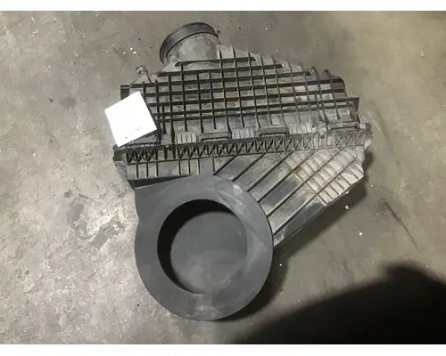 DETROIT DD15 Air Cleaner