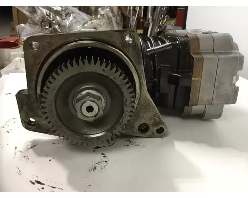 DETROIT DD15 Air Compressor