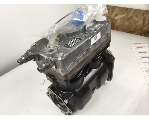 DETROIT DD15 Air Compressor
